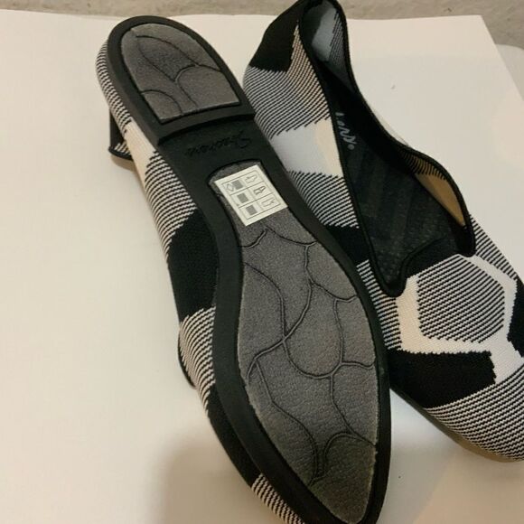 Skechers Air-Cooled Memory Foam Knit Slip-On Flats, Women’s 8 - Picture 9 of 10